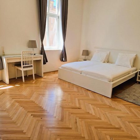 Halász Apartment Budapeste Exterior foto